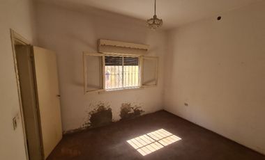 Casa para 2 Familias en venta en Monte Chingolo