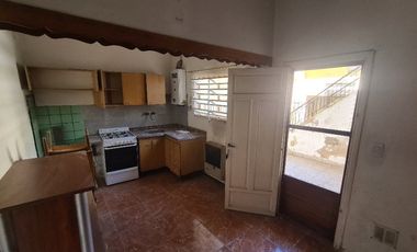 Casa para 2 Familias en venta en Monte Chingolo