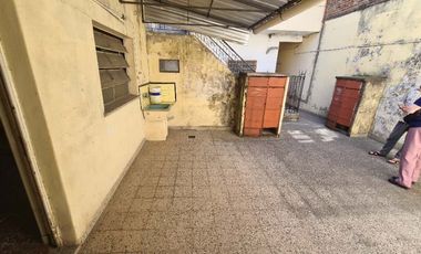 Casa para 2 Familias en venta en Monte Chingolo