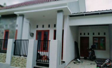 BUTUH UANG, RUMAH SIAP HUNI DI KALASAN