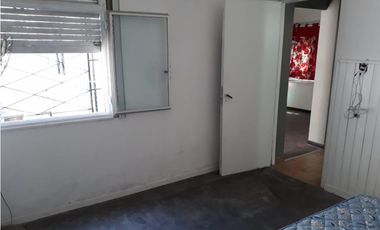 Espectacular PH.3 amplios amb. Muy luminosa-Frente Patio-Terraza- Reciclada a nuevo-