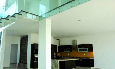 HERMOSA CASA/DISEÑO EN Res. Paseos de la Hacienda, Colima, Nte.