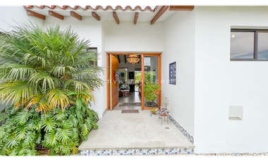 Casa Campestre con Piscina Vía San Antonio - La Ceja