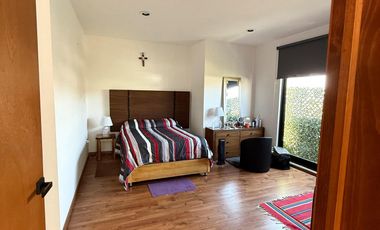 CASA CON ALBERCA AMUEBLADA O SIN AMUEBLAR EN CLUB DE GOLF SLP