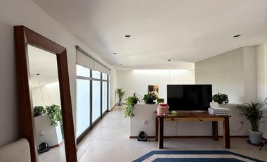 CASA CON ALBERCA AMUEBLADA O SIN AMUEBLAR EN CLUB DE GOLF SLP