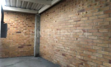 Arriendo espectacular local amplio e iluminado de 368m2 duplex con mezanine