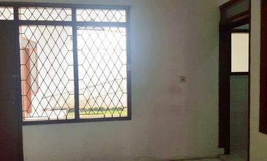 Di Sewakan Rumah 4BR Siap Huni Dekat Tol di Taman Kopo Indah 2 Bandung