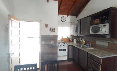 Casa en venta - 2 dormitorios 1 baño - 138.96mts2 - Mar Del Tuyu