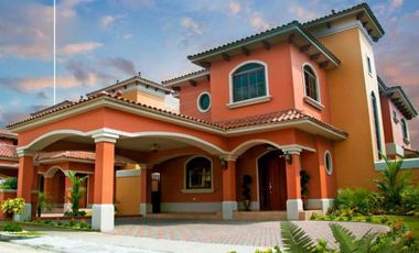 EN VENTA CASA EL DORAL COSTA SUR 4REC 3B