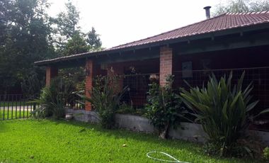 Quinta 3 Amb. En Venta Barrio Indianapolis - Francisco Alvarez, Moreno