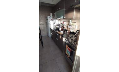 DEPARTAMENTO DE TRES AMBIENTES CON DEPENDENCIA EXCELENTE UBICACION