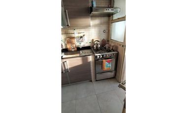 DEPARTAMENTO DE TRES AMBIENTES CON DEPENDENCIA EXCELENTE UBICACION