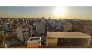 DEPARTAMENTO DE TRES AMBIENTES CON DEPENDENCIA EXCELENTE UBICACION