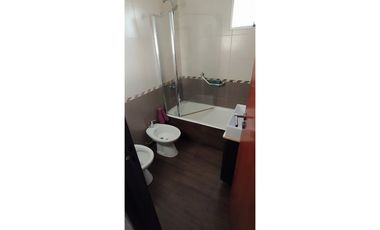 DEPARTAMENTO DE TRES AMBIENTES CON DEPENDENCIA EXCELENTE UBICACION
