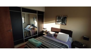 DEPARTAMENTO DE TRES AMBIENTES CON DEPENDENCIA EXCELENTE UBICACION