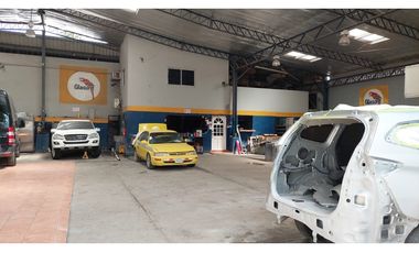Se Vende Galera Taller en Parque Lefevre 700 mts 2 USD1,200,000,00