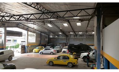 Se Vende Galera Taller en Parque Lefevre 700 mts 2 USD1,200,000,00