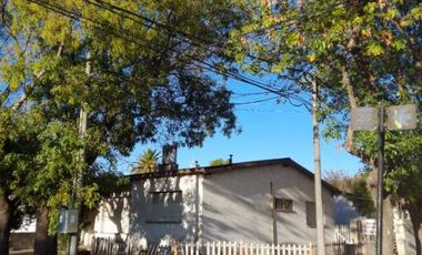 Casa en venta en Ameghino
