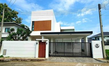 5 Bedroom Villa for sale at Summit Green Valley