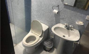 SE VENDE CASA DE TRES PISOS EN EL MUNICIPIO DE TOLÚ - SUCRE