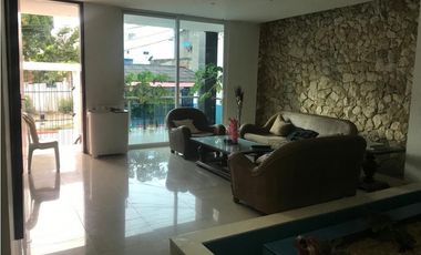 SE VENDE CASA DE TRES PISOS EN EL MUNICIPIO DE TOLÚ - SUCRE