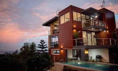 Modern house in Tagaytay City for sale