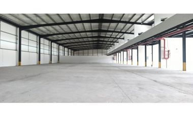SE VENDE O SE ALQUILA  BODEGA EN JUAN DIAZ >>2000MT2<<