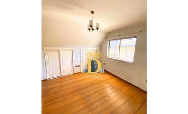 CASA EN VENTA EN CENTRO DE QUILPUÉ