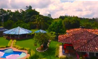 Venta Arrienda Finca sector Parque del Café Quindío De 900 M2