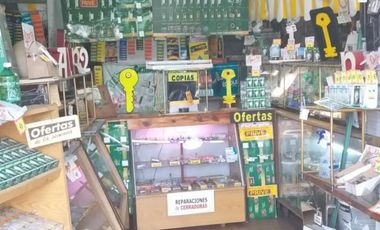 VENTA LOCAL  SOBRE IMPORTANTE AVENIDA