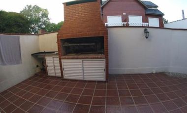 Casa + 2 duplex en venta (1286)