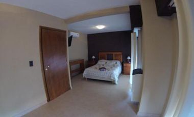 Casa + 2 duplex en venta (1286)