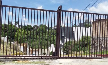 Terreno Urbano en Lomas de Zompantle Cuernavaca - ROQ-895-Tu