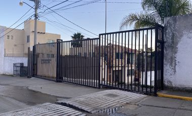 Terreno Urbano en Lomas de Zompantle Cuernavaca - ROQ-895-Tu