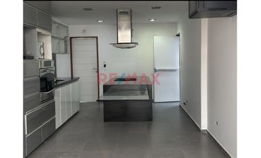 ”¡Tu Oficina Y Almacén Juntos! 274M2 En Alquiler Con Todo Lo Que Necesitas”