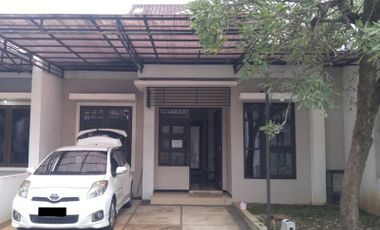 Rumah disewakan Ketintang Regency Surabaya