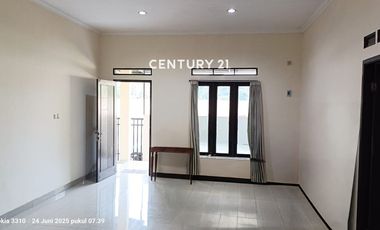 Dijual Rumah Siap Huni Lokasi Strategis Dekat Bintaro