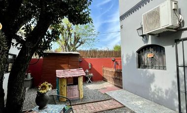 Alquiler temporario, casa quinta con 2 propiedades independientes, en Parque Leloir