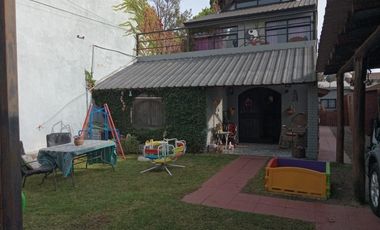 Alquiler temporario, casa quinta con 2 propiedades independientes, en Parque Leloir