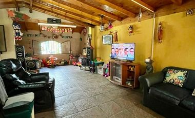 Alquiler temporario, casa quinta con 2 propiedades independientes, en Parque Leloir
