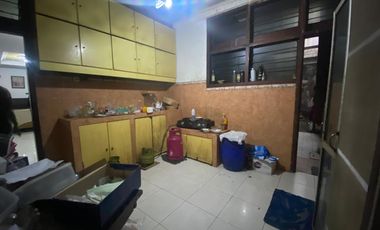 Rumah 2 Lantai di Tebet