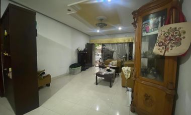 Rumah 2 Lantai di Tebet
