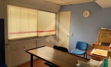 Oficina en Venta en Antonio Bellet