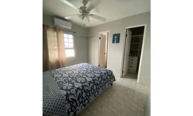 ALQUILO APARTAMENTO EN PARQUES DE TOCANA