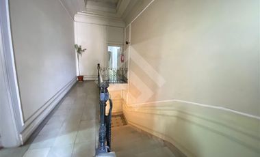 Oficina en Arriendo en Padre Alonso de Ovalle/ Dieciocho