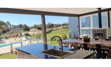 CASA EN VENTA EN COSTA ESMERALDA - ECUESTRE 275
