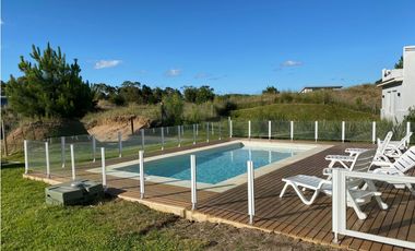 CASA EN VENTA EN COSTA ESMERALDA - ECUESTRE 275