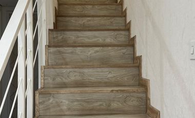 Rumah 3 Kamar SHM 8 menit ke RSU Hermina Serpong Hadap Utara J-41277