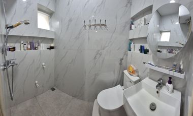 Rumah 3 Kamar SHM 8 menit ke RSU Hermina Serpong Hadap Utara J-41277