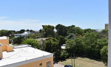 DEPTO A METROS DE LA PLAYA